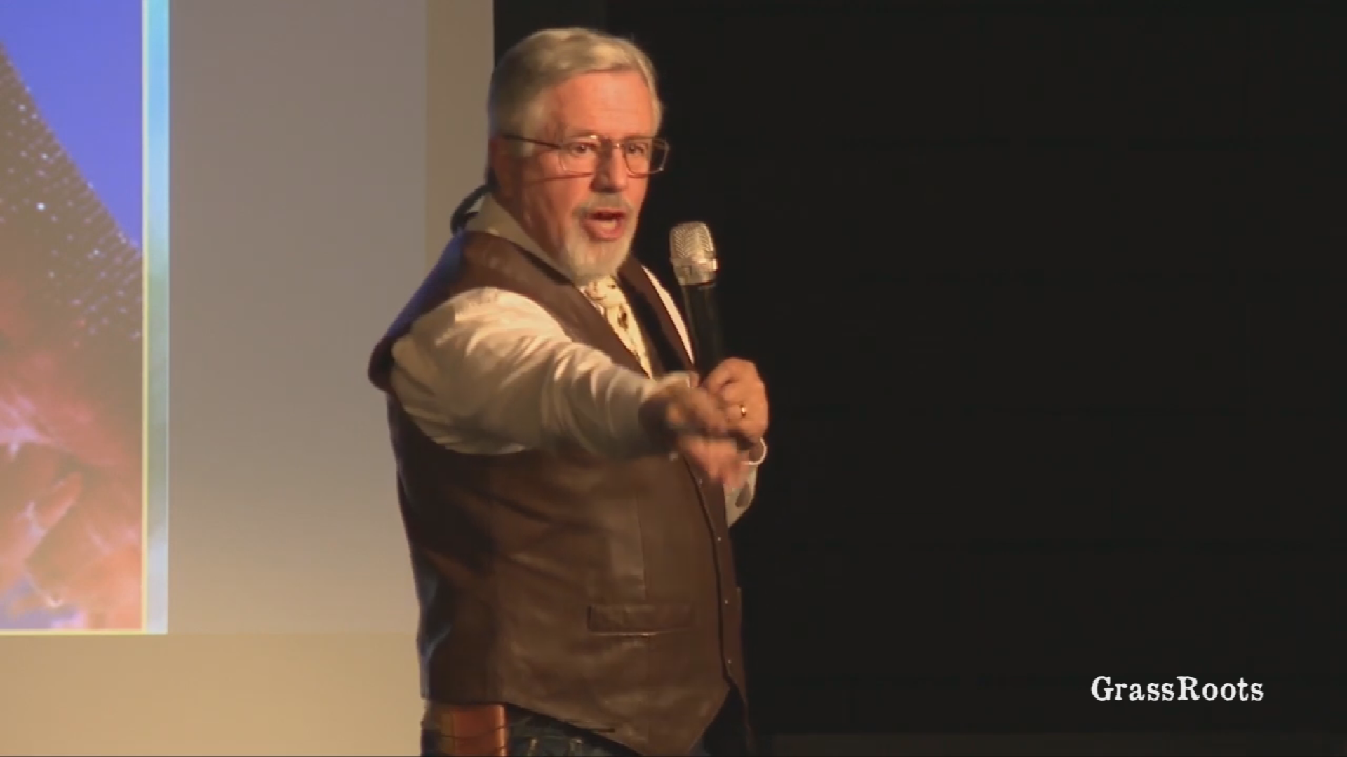 Thumbnail image for Naturalist Nights - "Close-up Stories From The Trinidad Rainforest" with Ray Mendez